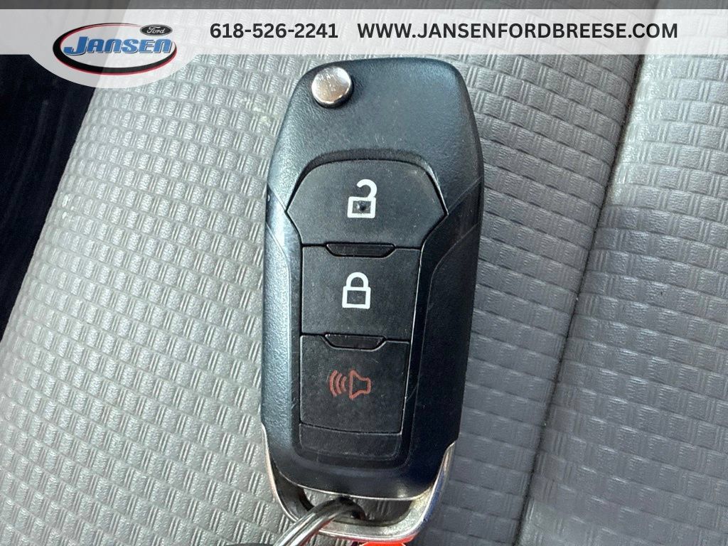 Used 2017 Ford F350 XL w/ Power Equipment Group AWD/4WD image 32
