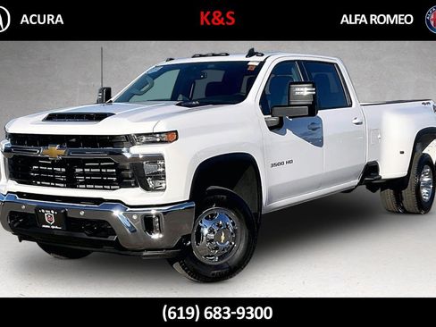 Used 2025 Chevrolet Silverado 3500 LT w/ Safety Package AWD/4WD image 1