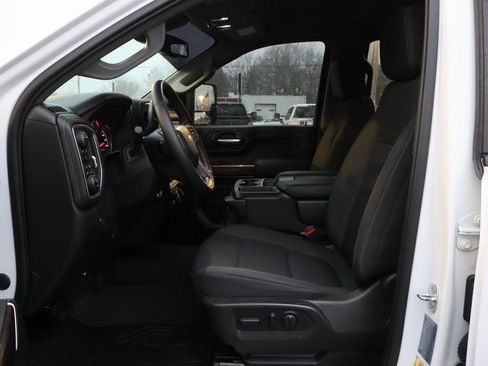 Used 2022 Chevrolet Silverado 3500 LT w/ All Star Edition image 3