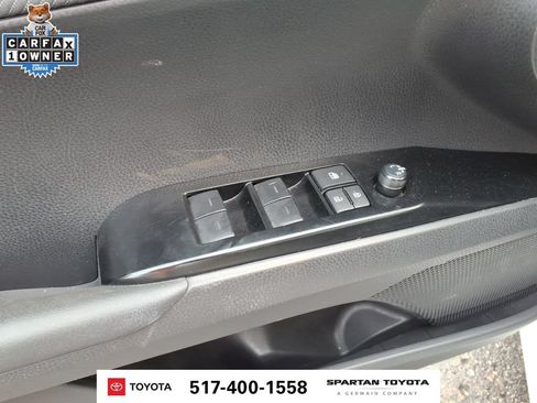 Used 2026 Toyota Camry SE FWD image 16