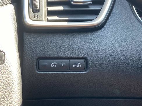 Used 2015 Nissan Rogue SL w/ SL Premium Package AWD/4WD image 28