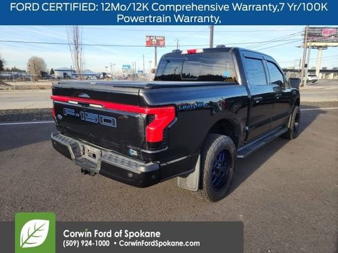 Used 2022 Ford F150 Lightning Platinum image 4