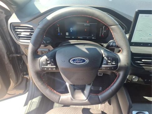 Certified 2024 Ford Escape ST-Line w/ Tech Pack #1 AWD/4WD image 14