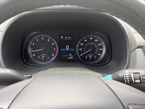 Used 2023 Hyundai Kona SEL w/ Convenience Package FWD image 7