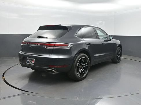 Used 2020 Porsche Macan AWD/4WD image 30