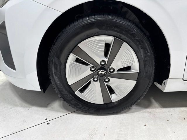 Used 2019 Hyundai Ioniq Blue FWD image 5