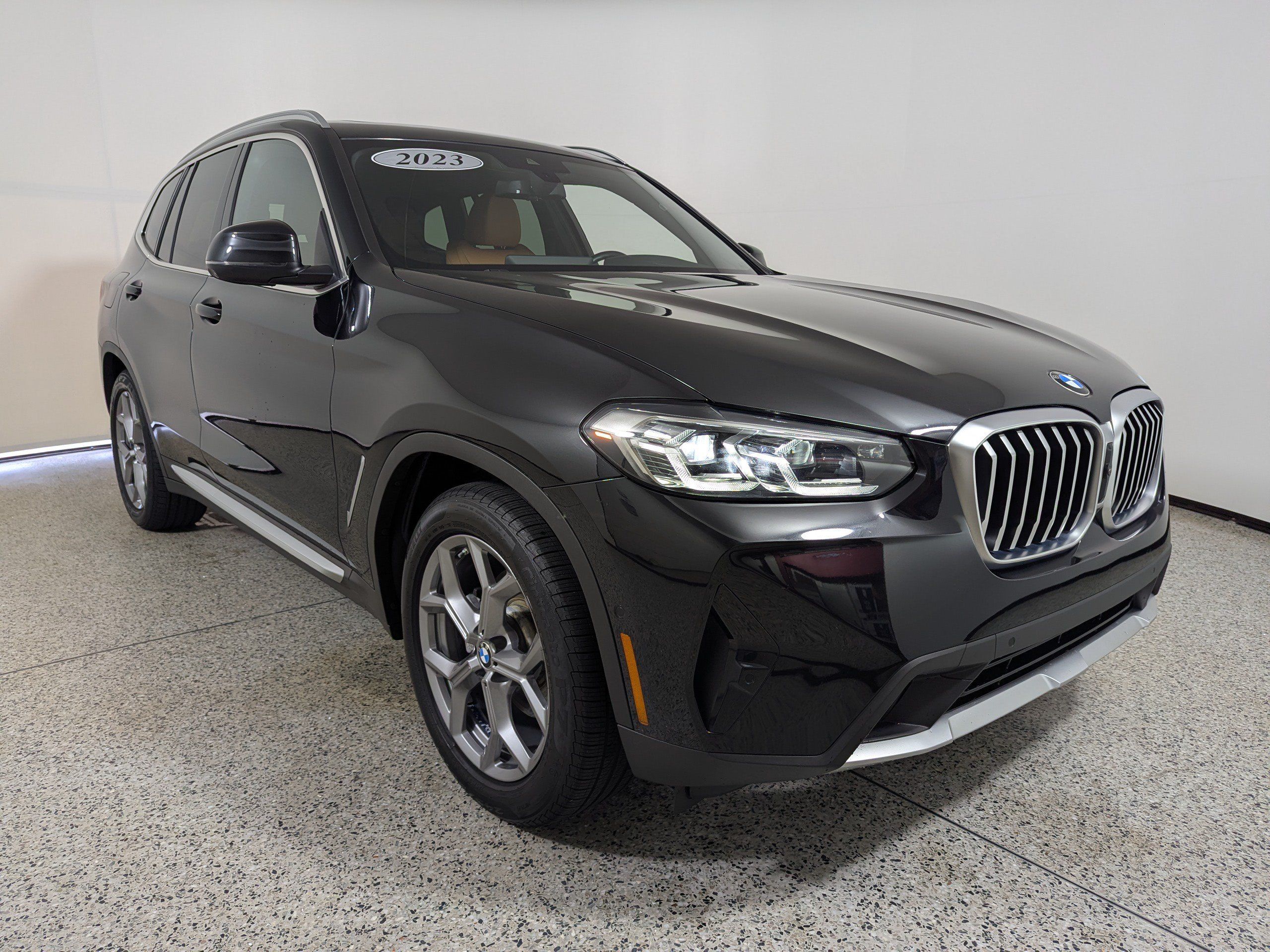 Used 2023 BMW X3 sDrive30i w/ Premium Package RWD image 1