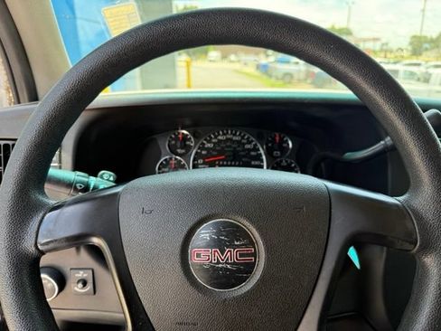 Used 2008 GMC Savana 1500 w/ Power Package RWD image 15