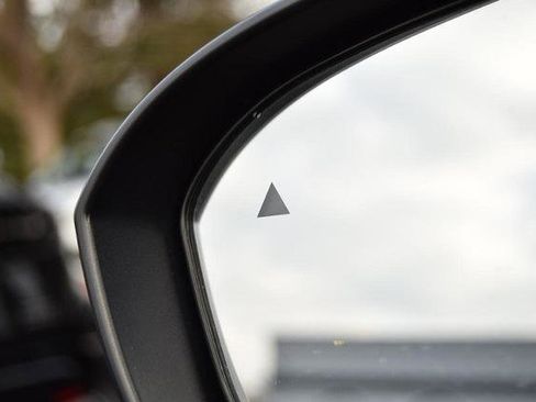 Certified 2024 Nissan Rogue SL image 10