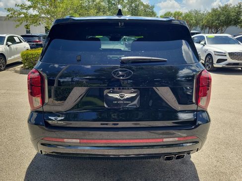 Used 2025 Hyundai Palisade Calligraphy AWD/4WD image 3