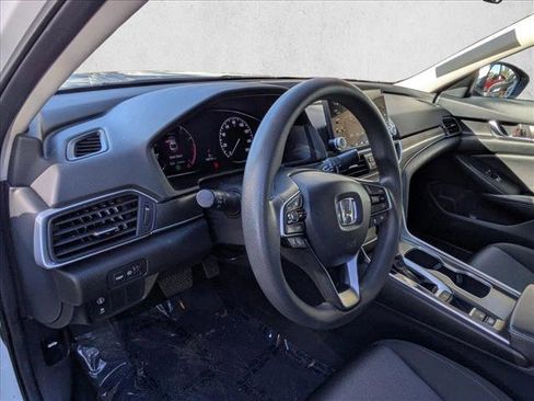 Used 2019 Honda Accord LX image 10