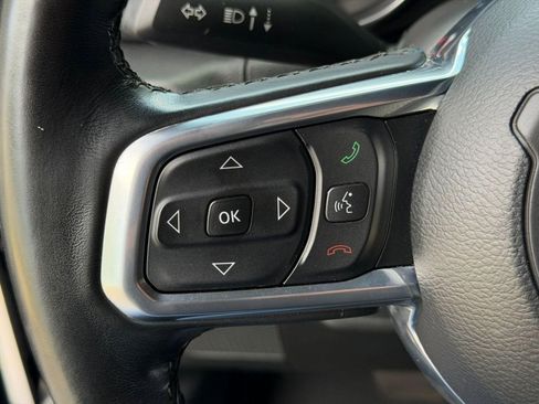 Used 2021 Jeep Wrangler Unlimited Sahara AWD/4WD image 14