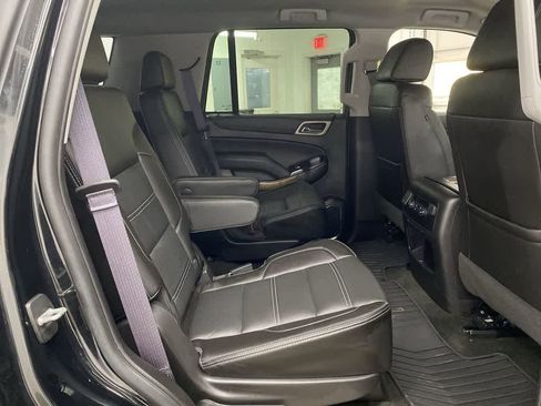 Used 2017 GMC Yukon Denali image 17