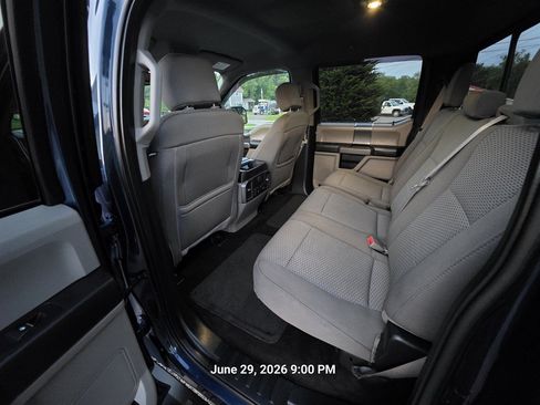 Used 2018 Ford F150 XLT w/ Equipment Group 302A Luxury AWD/4WD image 15