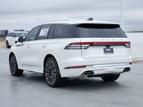 New 2025 Lincoln Aviator Black Label image 7
