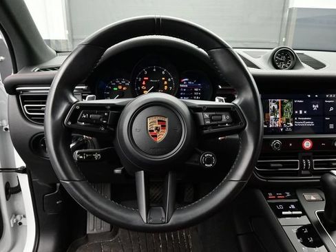 Certified 2024 Porsche Macan Turbo AWD/4WD image 8