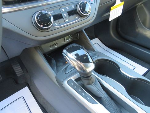 New 2026 Buick Envista Preferred w/ Convenience I Package image 12