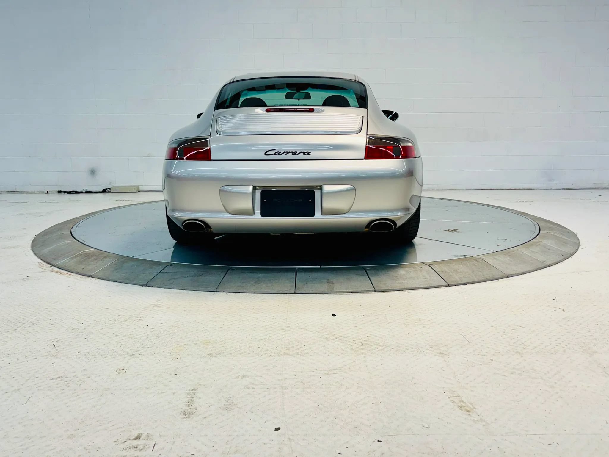 Used 2002 Porsche 911 GT3 RS image 27