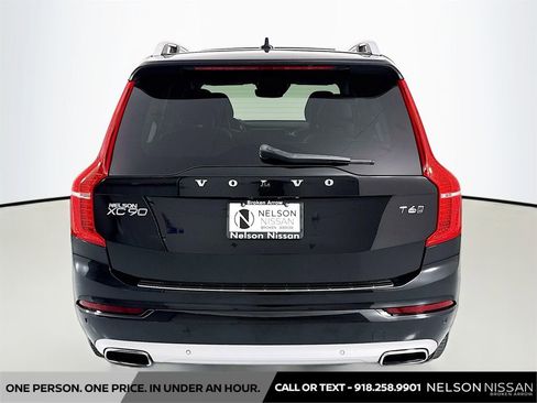 Used 2017 Volvo XC90 T6 Momentum w/ Vision Package image 6