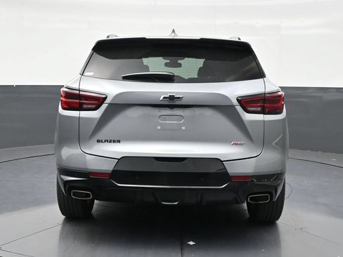 Used 2023 Chevrolet Blazer RS w/ Enhanced Convenience Package FWD image 4