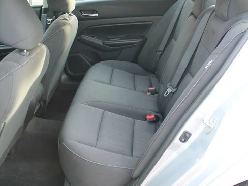Used 2022 Nissan Altima 2.5 S FWD image 18