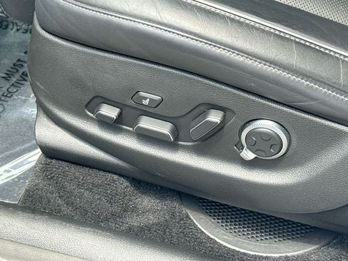 Used 2025 Genesis GV80 3.5T AWD/4WD image 15