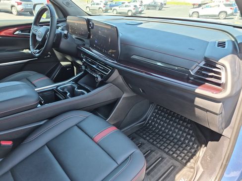 Used 2026 Chevrolet Traverse RS w/ LPO, Floor Liner Package AWD/4WD image 30