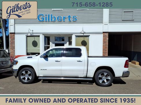 Used 2019 RAM 1500 Laramie AWD/4WD image 1