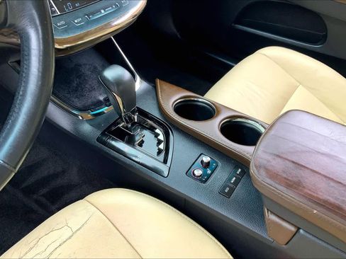 Used 2014 Toyota Avalon XLE Touring FWD image 17