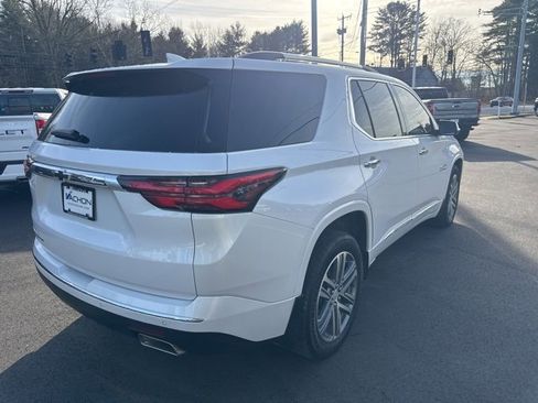 Used 2023 Chevrolet Traverse High Country w/ LPO, Floor Liner Package image 5