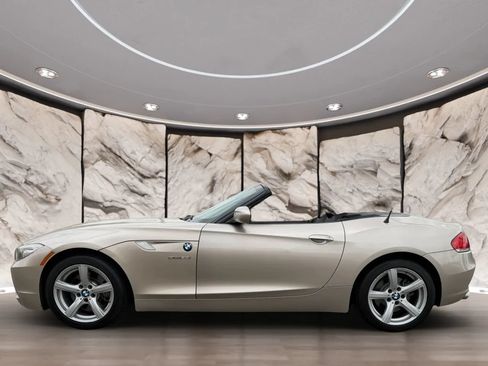 Used 2011 BMW Z4 sDrive30i RWD image 5