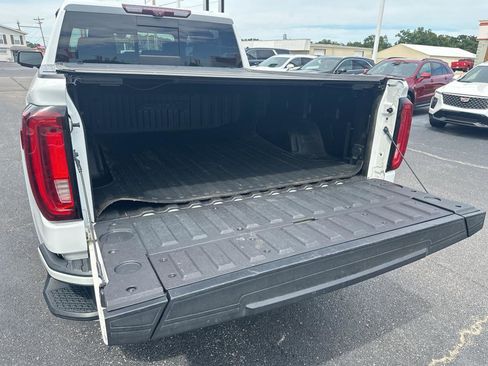 Used 2020 GMC Sierra 1500 AT4 w/ Off-Road Performance Package image 4