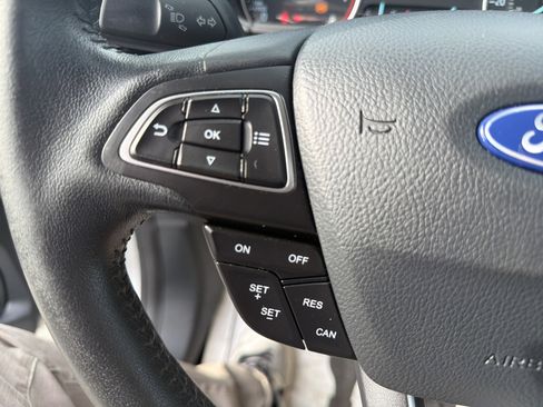 Certified 2019 Ford EcoSport SE w/ SE Convenience Package AWD/4WD image 18