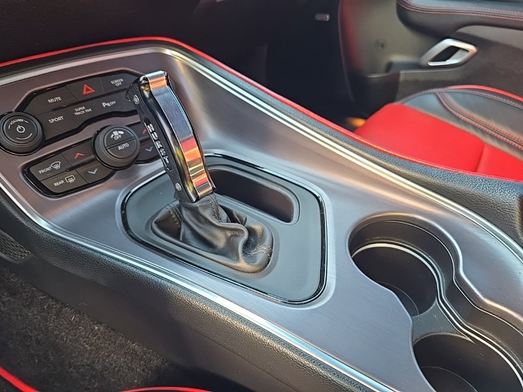 Used 2018 Dodge Challenger R/T Scat Pack RWD image 19