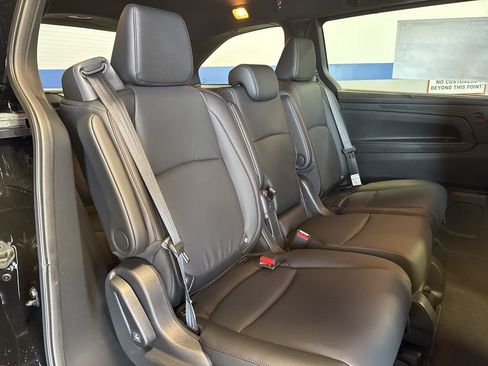 Certified 2026 Honda Odyssey Sport-L image 25