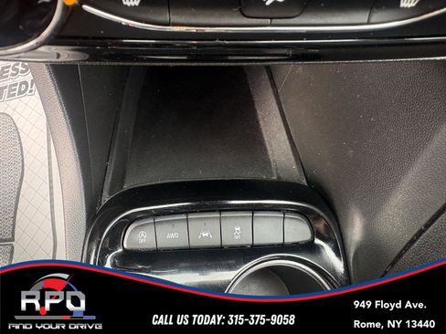 Used 2021 Buick Encore GX Preferred w/ Cold Weather Comfort Package image 25