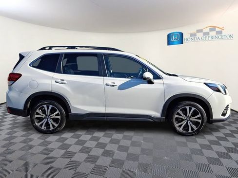 Used 2023 Subaru Forester Limited AWD/4WD image 7