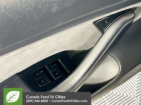 Used 2018 Tesla Model 3 Long Range AWD/4WD image 12