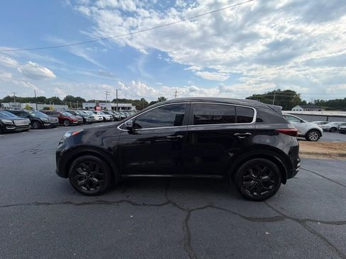 Used 2020 Kia Sportage S FWD image 4
