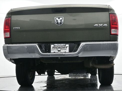 Used 2021 RAM 1500 Classic SLT image 44