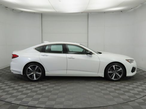 Used 2025 Acura TLX w/ Technology Package image 5