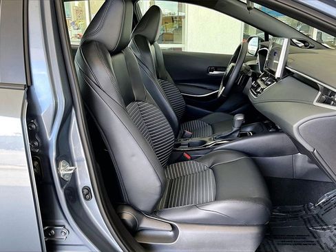 Certified 2025 Toyota Corolla XSE image 29