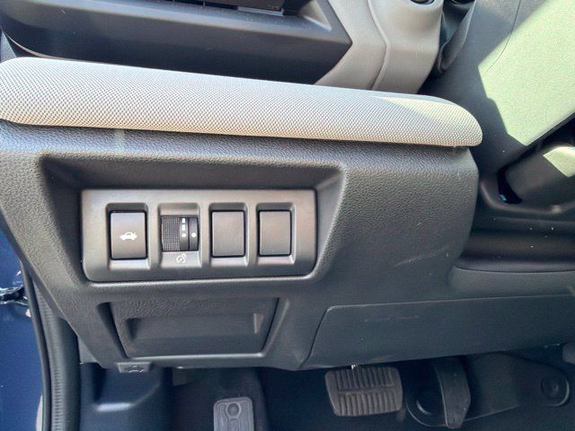 Used 2025 Subaru Legacy Premium AWD/4WD image 18