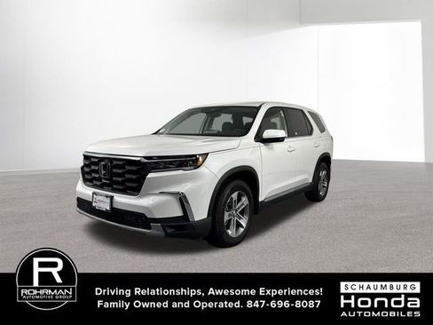 Used 2025 Honda Pilot EX-L image 2