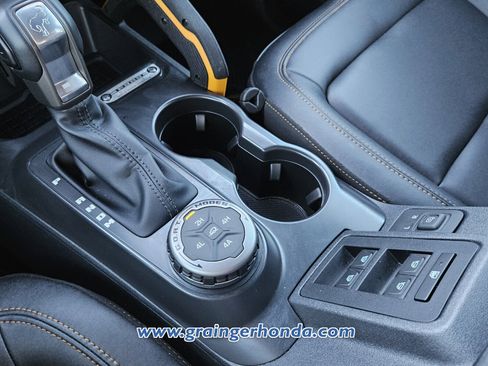 Used 2024 Ford Bronco Badlands image 18