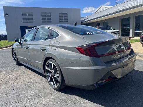 Used 2022 Hyundai Sonata SEL Plus image 3
