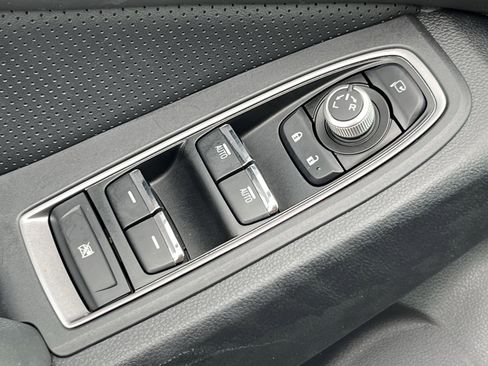 Used 2023 Subaru Ascent Limited w/ Technology Package image 20