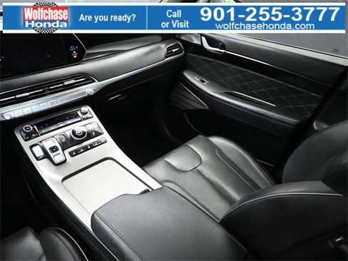 Used 2022 Hyundai Palisade Calligraphy image 13
