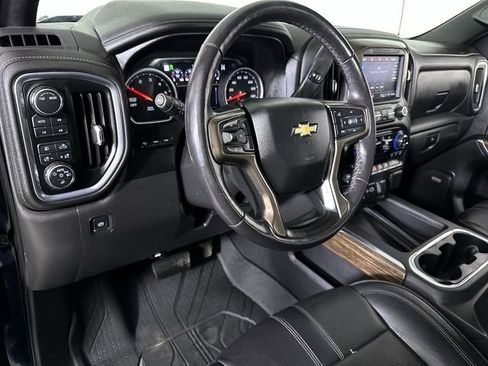 Used 2021 Chevrolet Silverado 1500 High Country w/ Technology Package AWD/4WD image 10