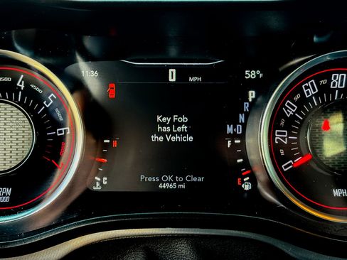 Used 2022 Dodge Challenger GT image 13